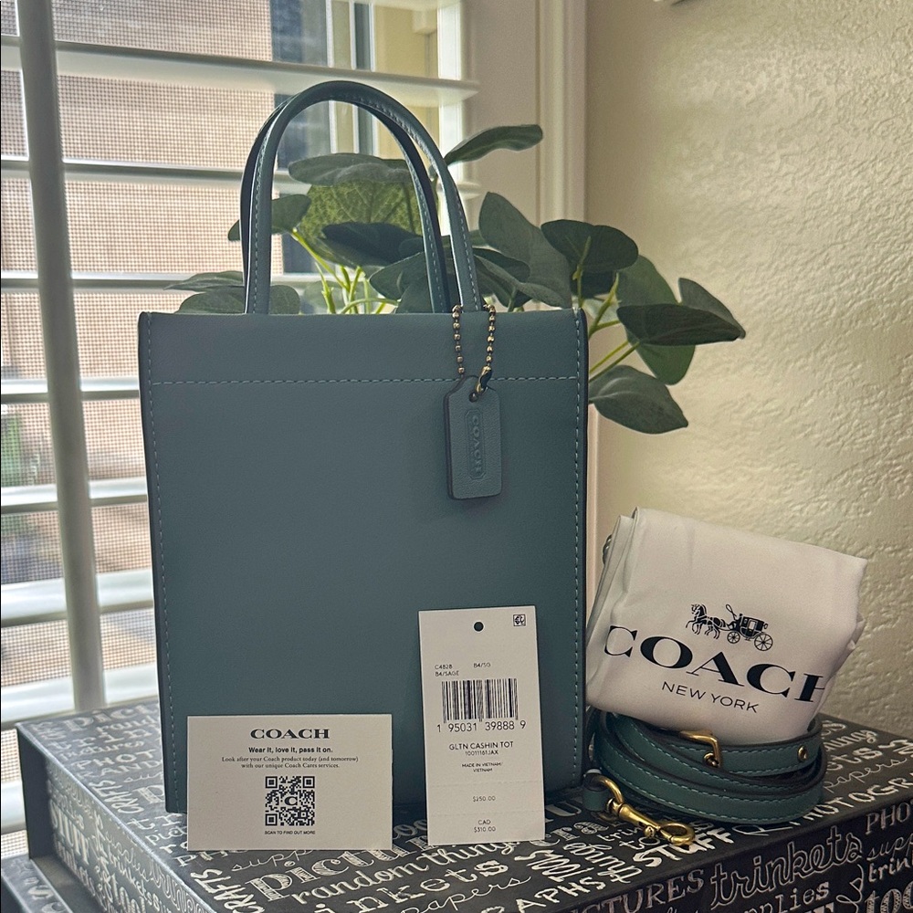 NWT Coach Cashin Tote in the color sage.